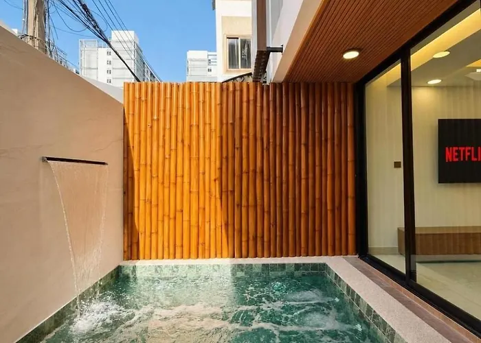 5 Bedroom Pool With Netflix
