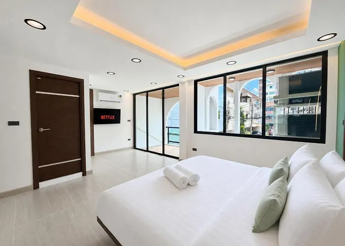 公寓 5 Bedroom Pool With Netflix 曼谷
